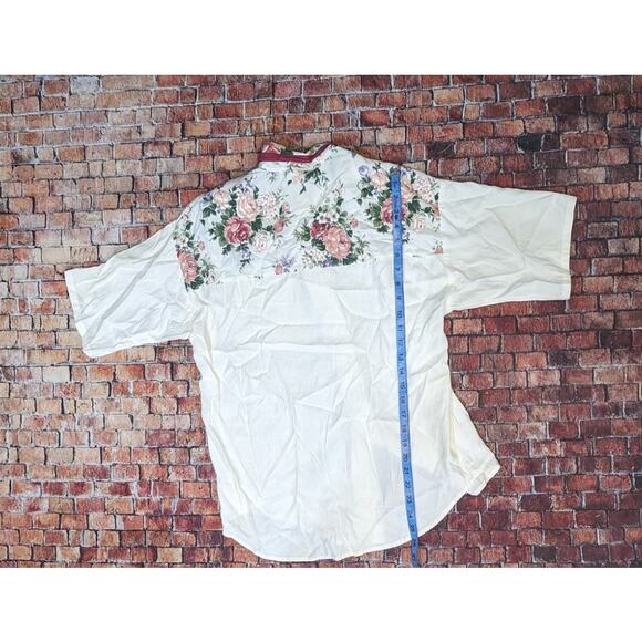 Vintage Hot Stuff Floral button up top Size M - Picture 8 of 8